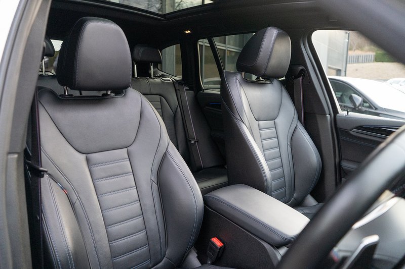 BMW X3 M40i MHT - U5236