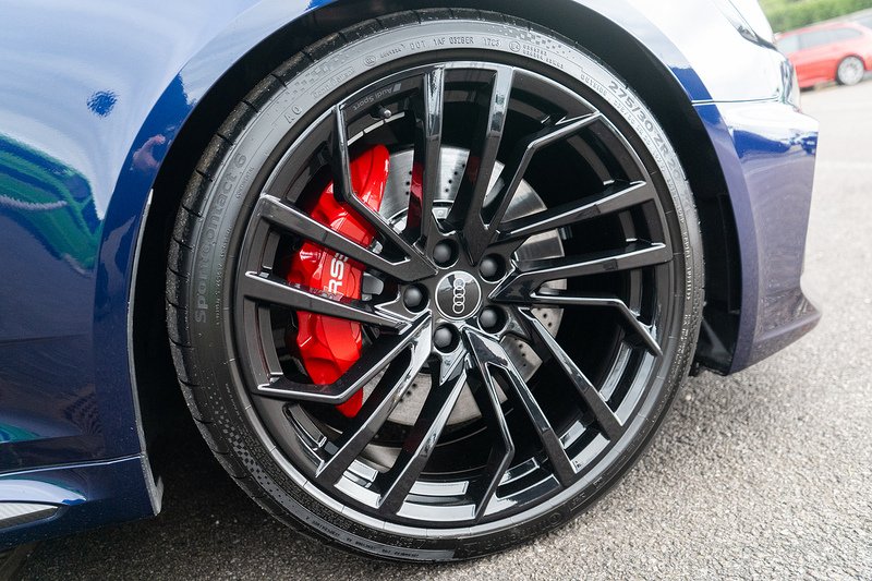 Audi RS4 Avant TFSI V6 Carbon Black - U5239