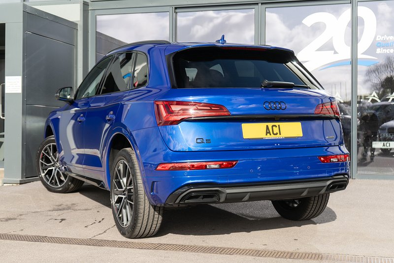 Audi Q5 TDI Black Edition - U5245