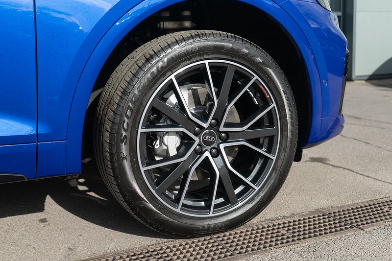 Audi Q5 TDI Black Edition - U5245