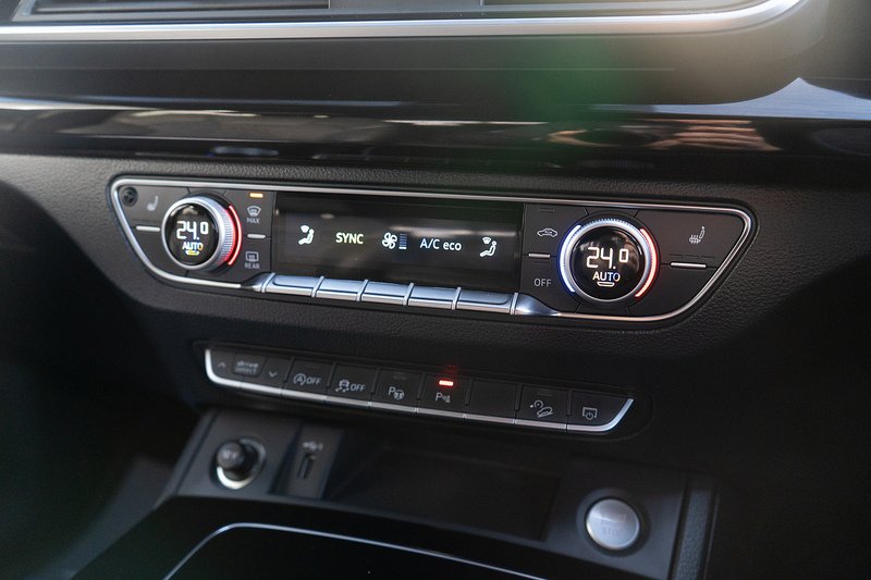 Audi Q5 TDI Black Edition - U5245