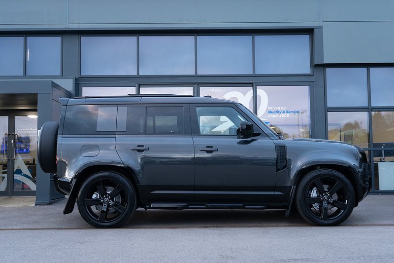 Land Rover Defender 110 D350 MHEV X-Dynamic HSE - U5248