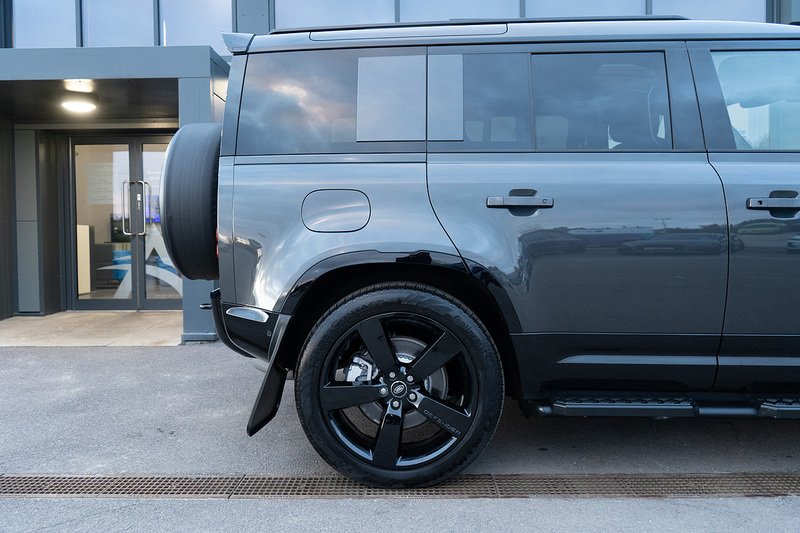 Land Rover Defender 110 D350 MHEV X-Dynamic HSE - U5248