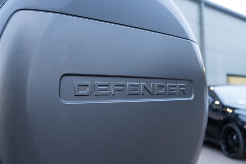 Land Rover Defender 110 D350 MHEV X-Dynamic HSE - U5248