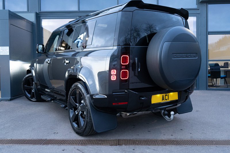 Land Rover Defender 110 D350 MHEV X-Dynamic HSE - U5248