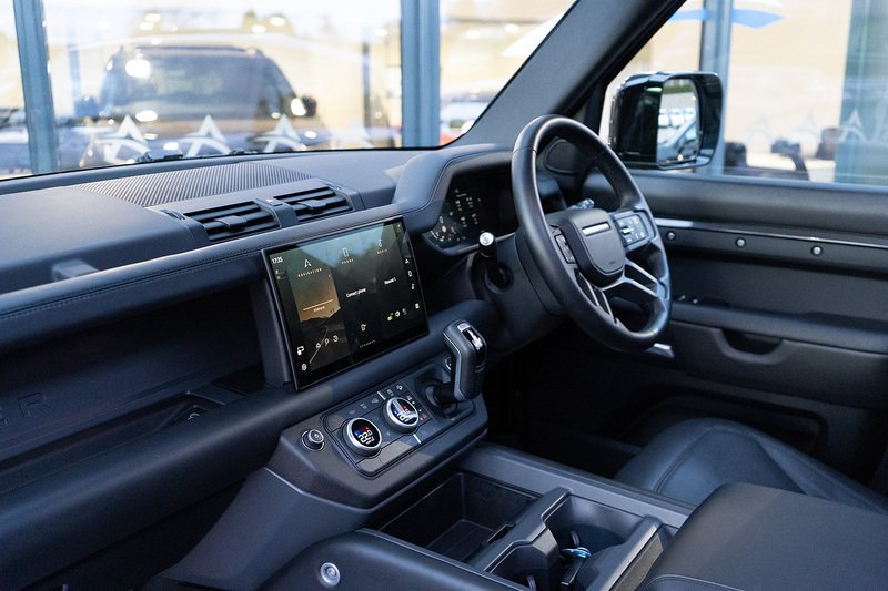 Land Rover Defender 110 D350 MHEV X-Dynamic HSE - U5248