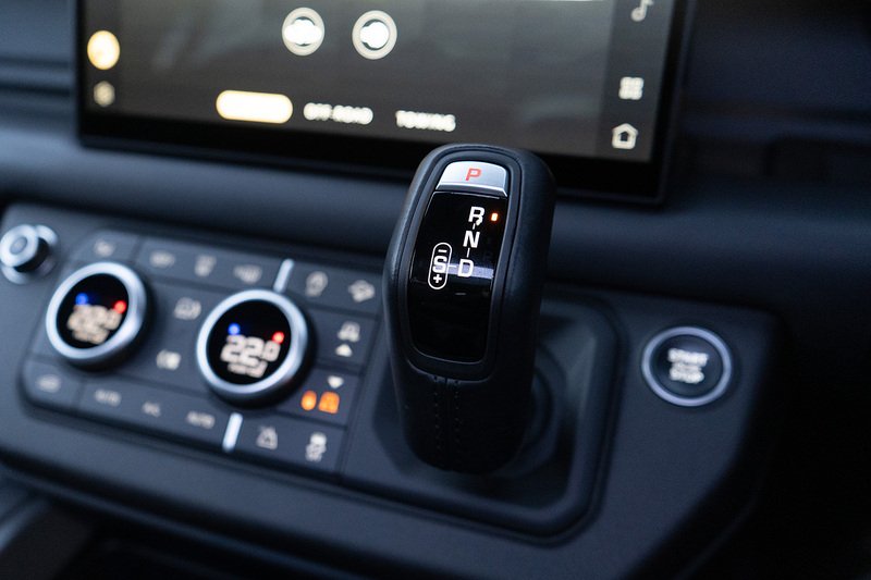 Land Rover Defender 110 D350 MHEV X-Dynamic HSE - U5248