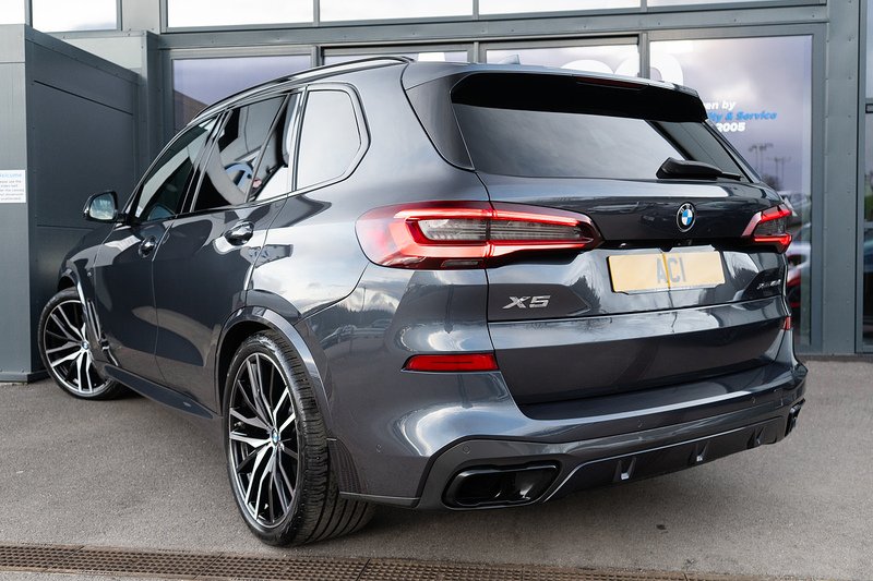 BMW X5 40d MHT M Sport - U5252