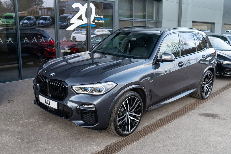 BMW X5 40d MHT M Sport - U5252