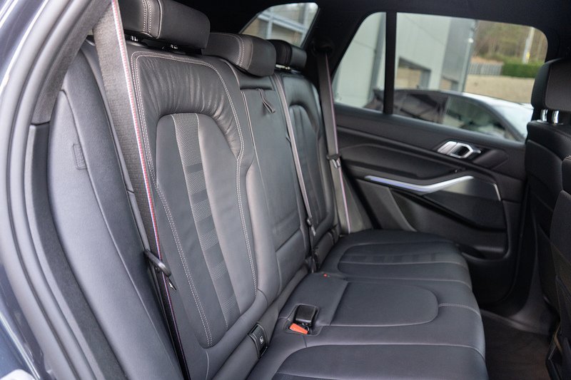 BMW X5 40d MHT M Sport - U5252