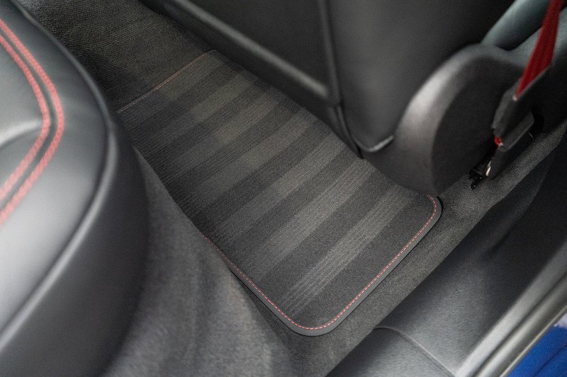 Porsche Macan T V6 GTS - U5259