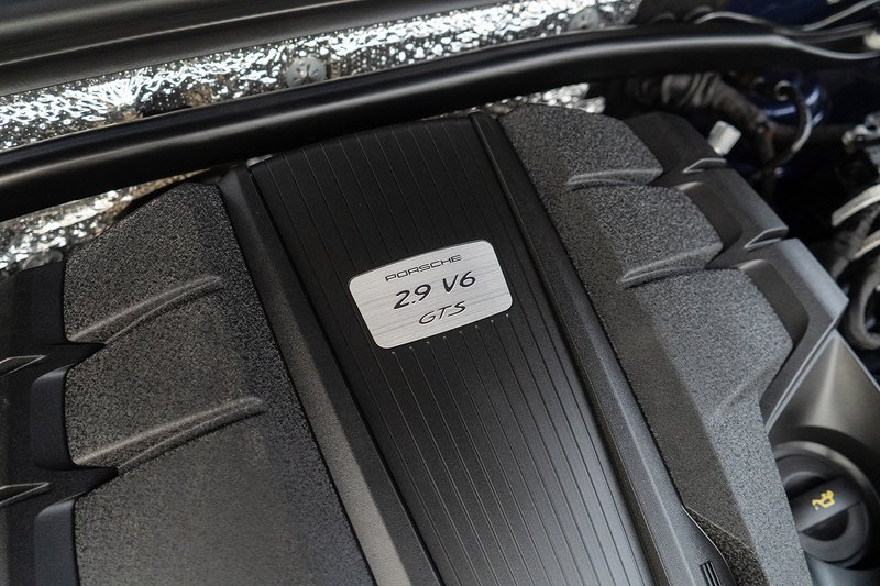 Porsche Macan T V6 GTS - U5259