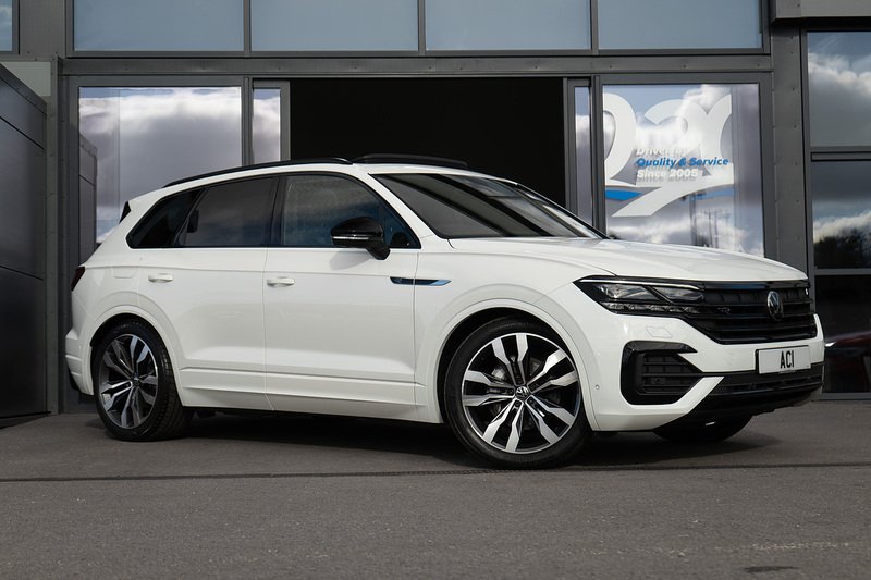 Volkswagen Touareg TDI V6 Black Edition - U5260