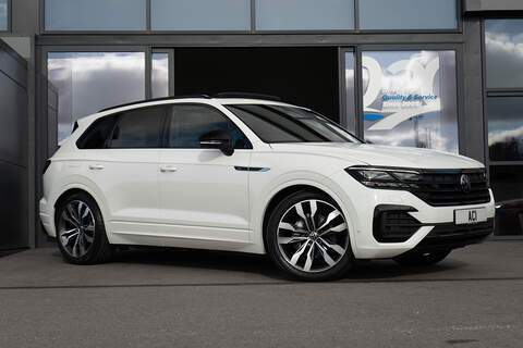 Volkswagen Touareg 3.0 M40i MHT SUV 5dr Petrol Hybrid Auto xDrive Euro 6 (s/s) (360 ps)