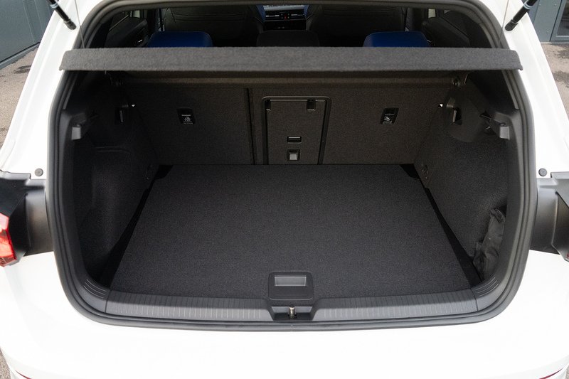 Volkswagen Golf TSI R - U5262