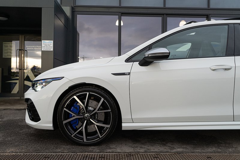 Volkswagen Golf TSI R - U5262