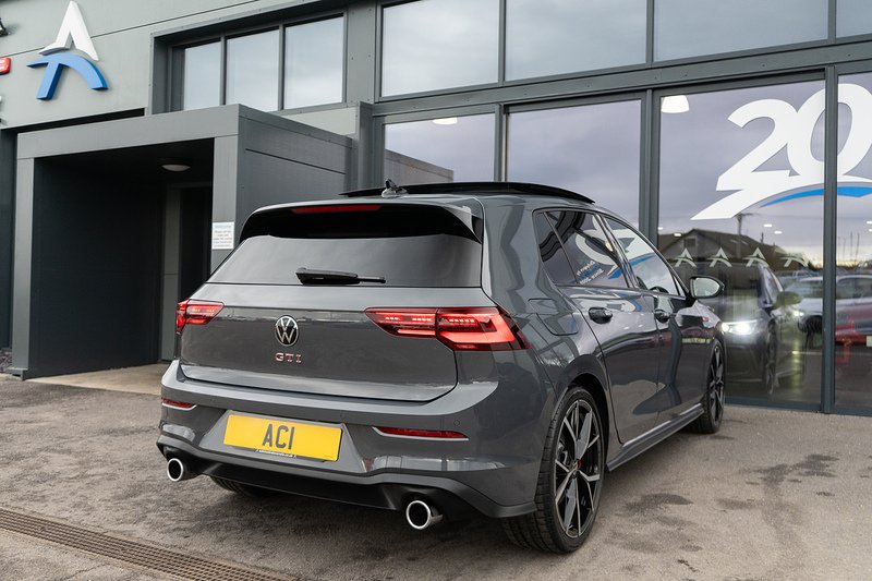 Volkswagen Golf TSI GTI - U5263