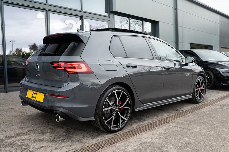 Volkswagen Golf TSI GTI - U5263