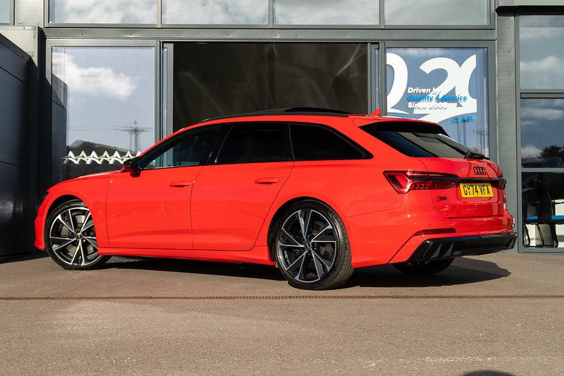 Audi S6 Avant TDI V6 Black Edition - U5271