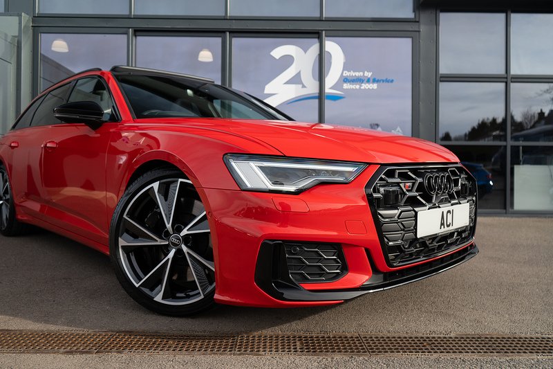 Audi S6 Avant TDI V6 Black Edition - U5271