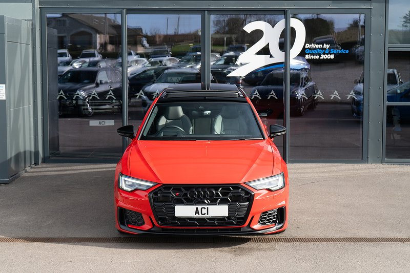 Audi S6 Avant TDI V6 Black Edition - U5271