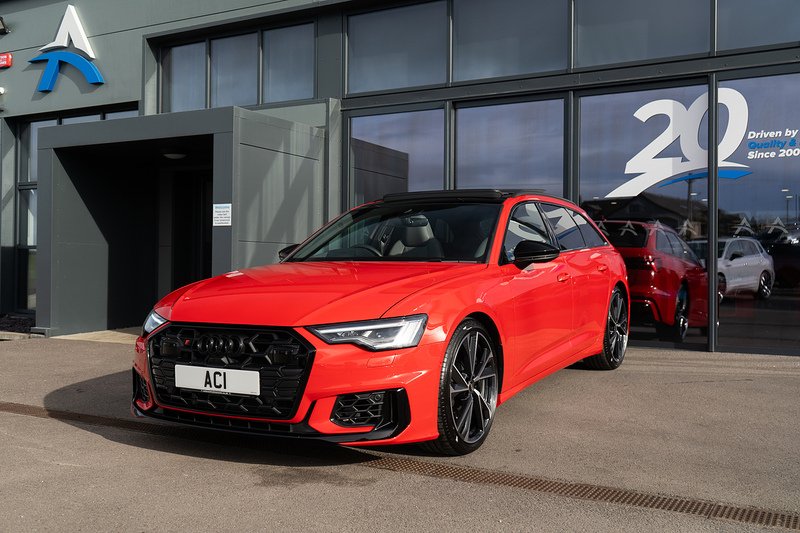Audi S6 Avant TDI V6 Black Edition - U5271