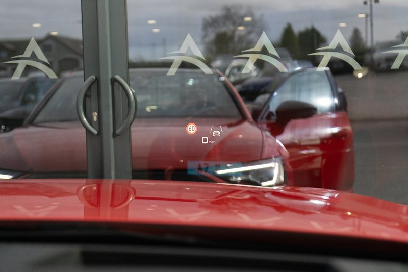 Audi S6 Avant TDI V6 Black Edition - U5271