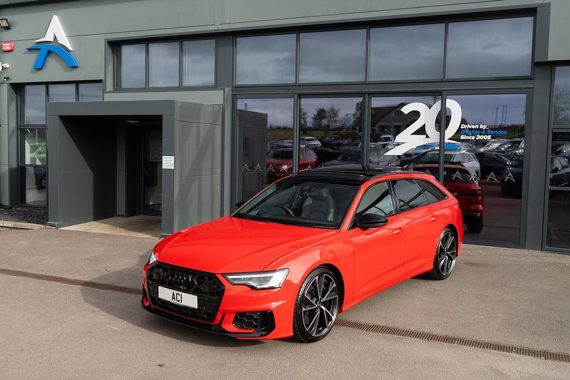 Audi S6 Avant TDI V6 Black Edition - U5271