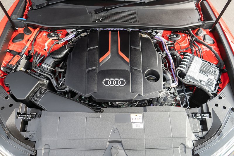 Audi S6 Avant TDI V6 Black Edition - U5271