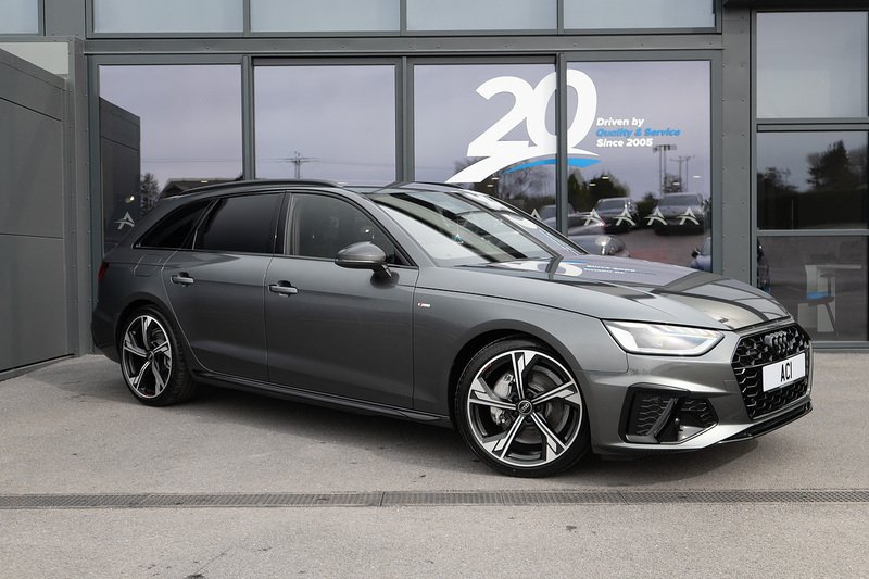 Audi A4 Avant TDI Black Edition - U5276