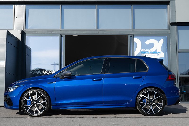 Volkswagen Golf TSI R - U5278