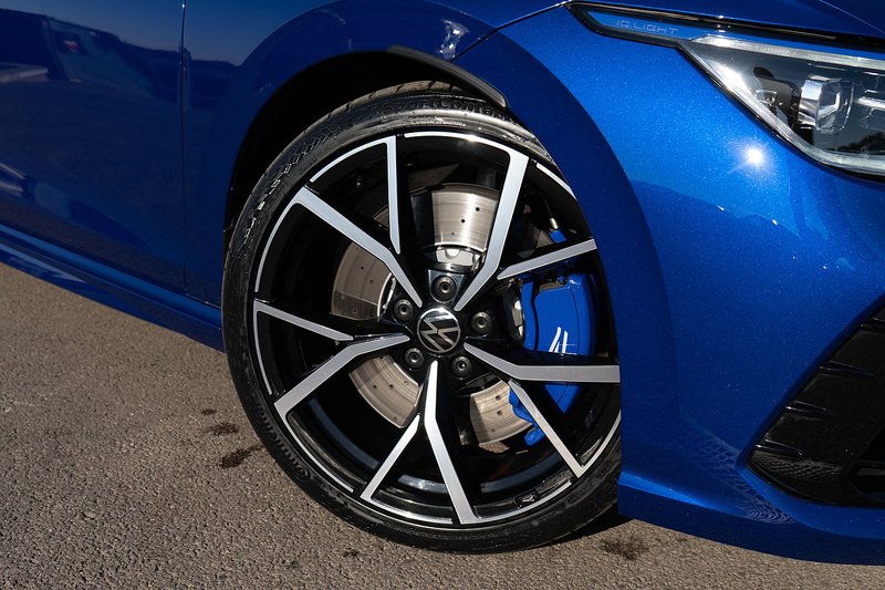 Volkswagen Golf TSI R - U5278