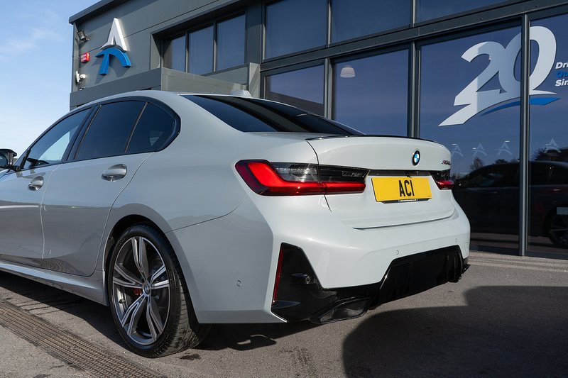 BMW 3 Series M340d MHT - U5288