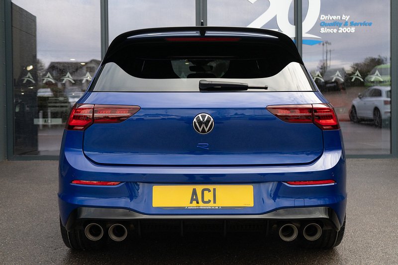 Volkswagen Golf TSI R 20 Years - U5307
