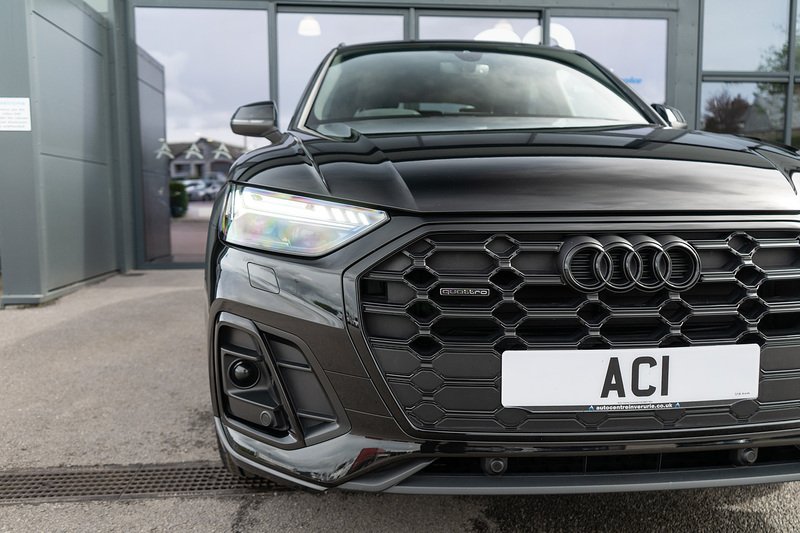 Audi Q5 TFSI Black Edition - U5350