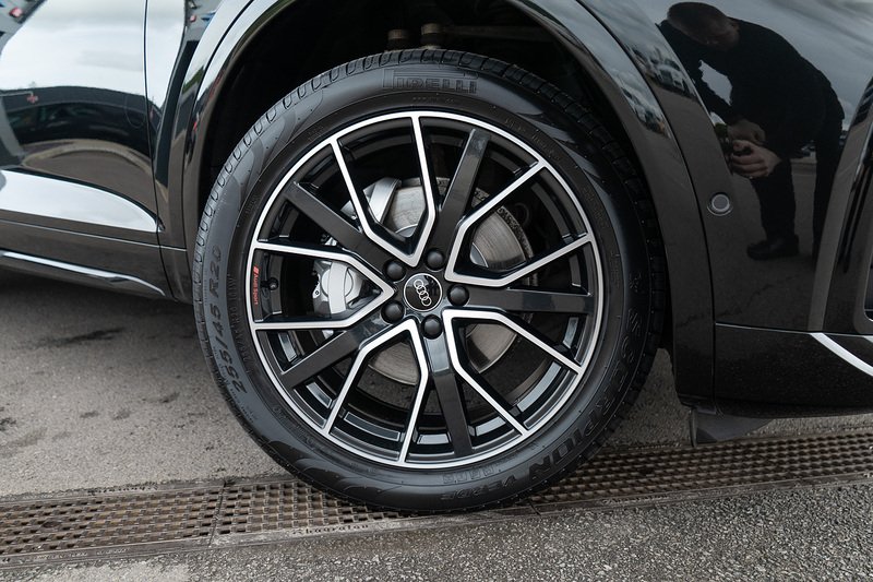 Audi Q5 TFSI Black Edition - U5350