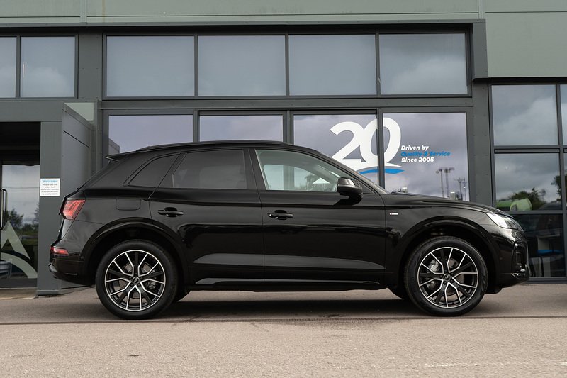 Audi Q5 TFSI Black Edition - U5350