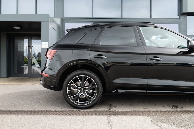 Audi Q5 TFSI Black Edition - U5350
