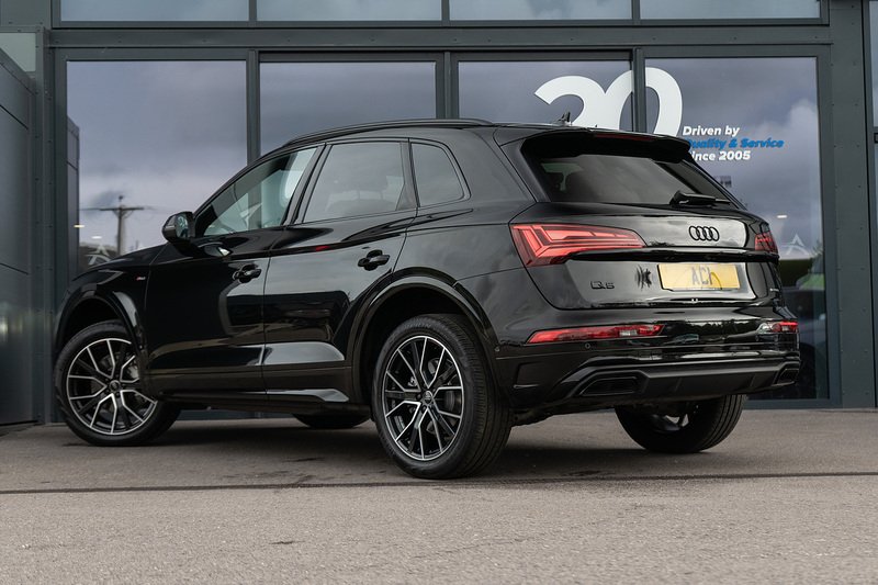 Audi Q5 TFSI Black Edition - U5350