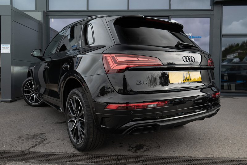 Audi Q5 TFSI Black Edition - U5350