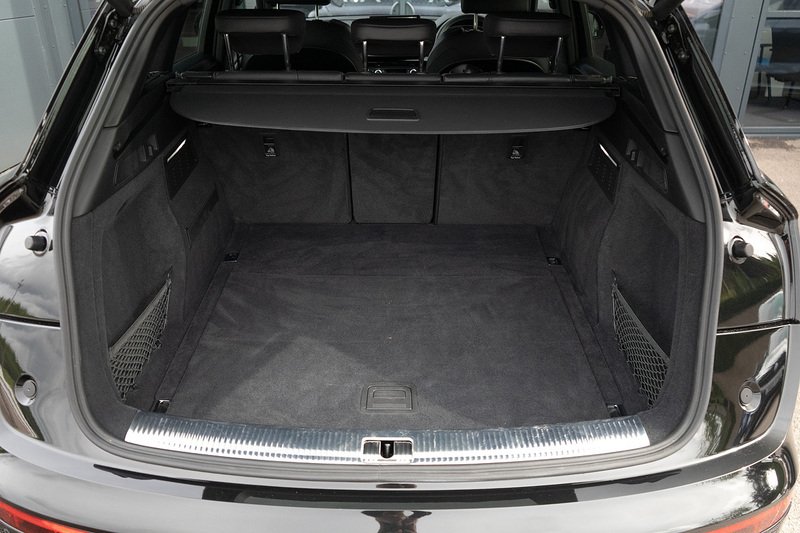 Audi Q5 TFSI Black Edition - U5350