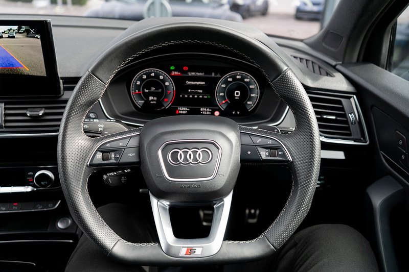 Audi Q5 TFSI Black Edition - U5350