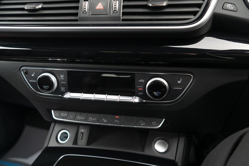 Audi Q5 TFSI Black Edition - U5350