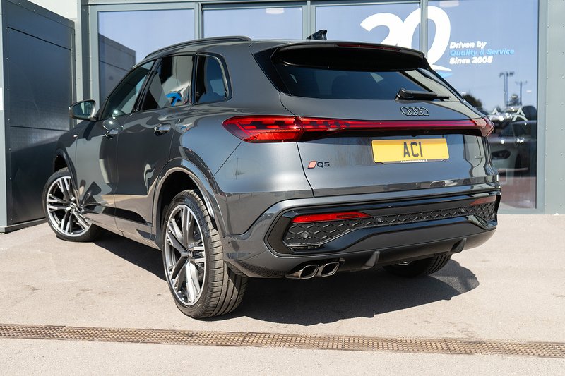 Audi Q5 TDI Edition 1 - U5361