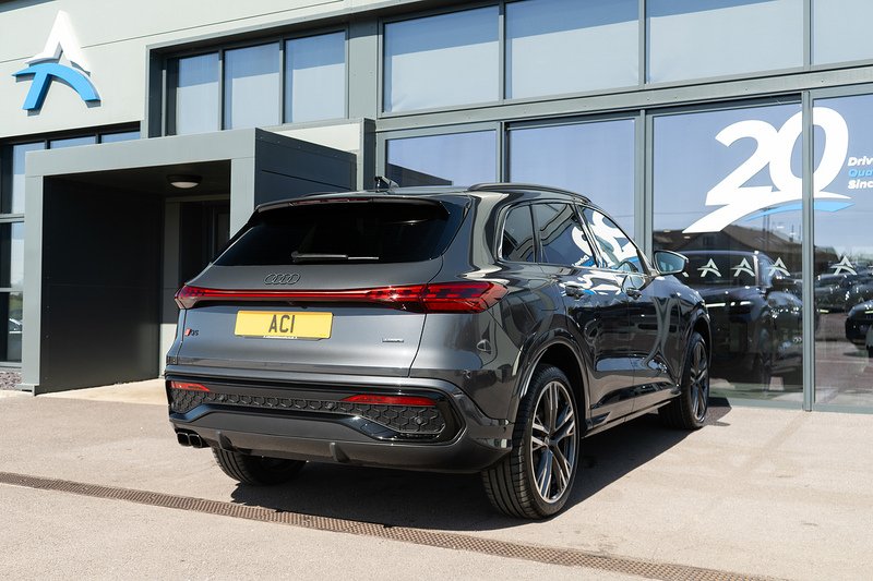 Audi Q5 TDI Edition 1 - U5361