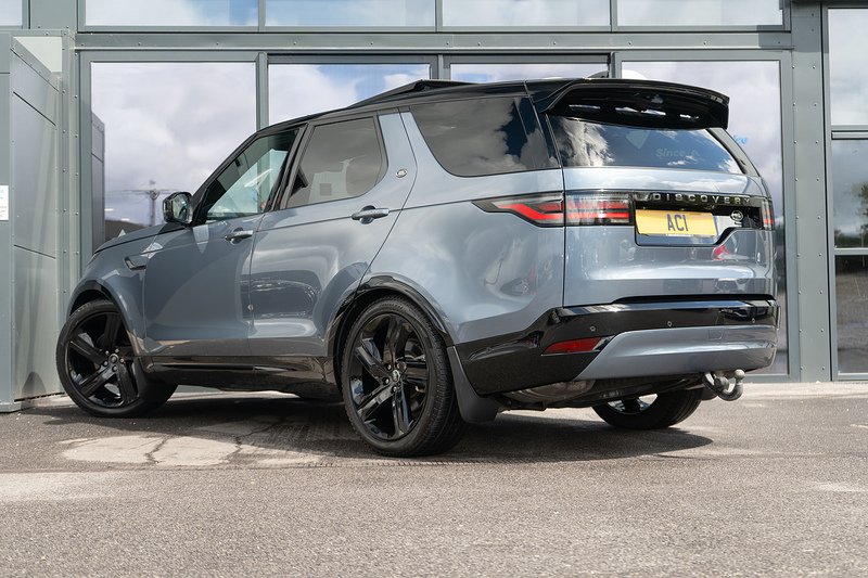 Land Rover Discovery D300 MHEV R-Dynamic HSE - U5375