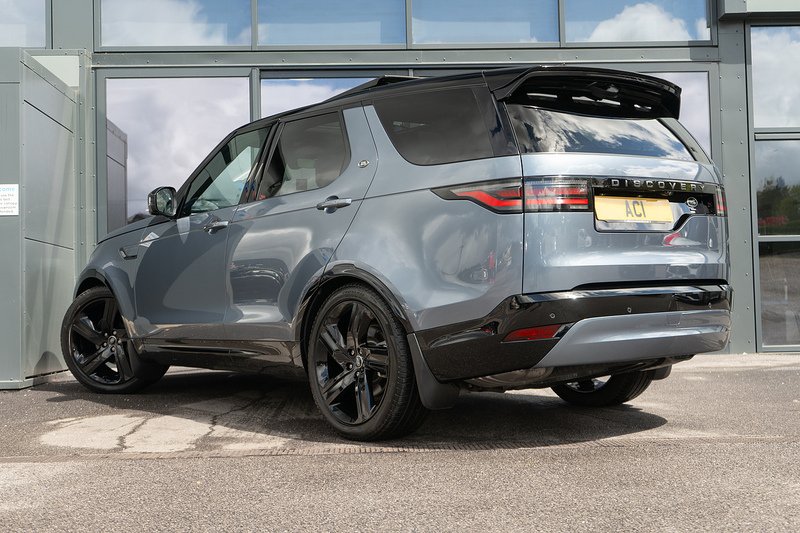 Land Rover Discovery D300 MHEV R-Dynamic HSE - U5375