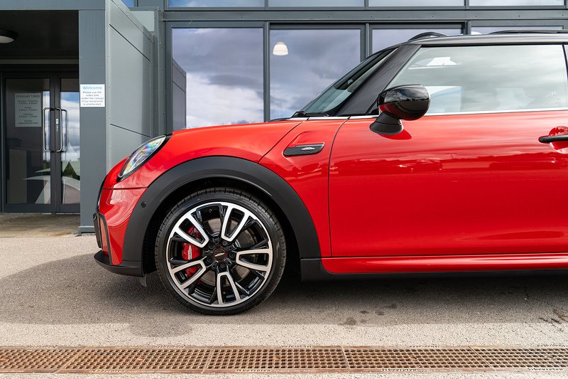 MINI Hatch John Cooper Works - U5387