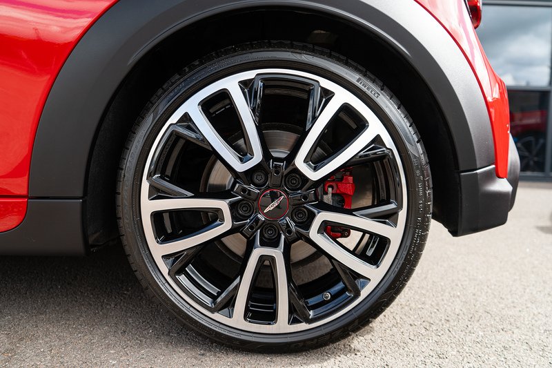 MINI Hatch John Cooper Works - U5387