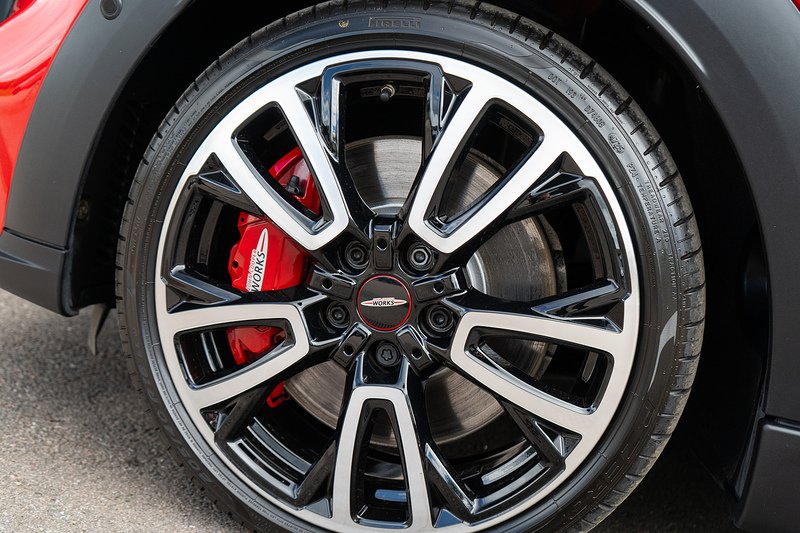 MINI Hatch John Cooper Works - U5387